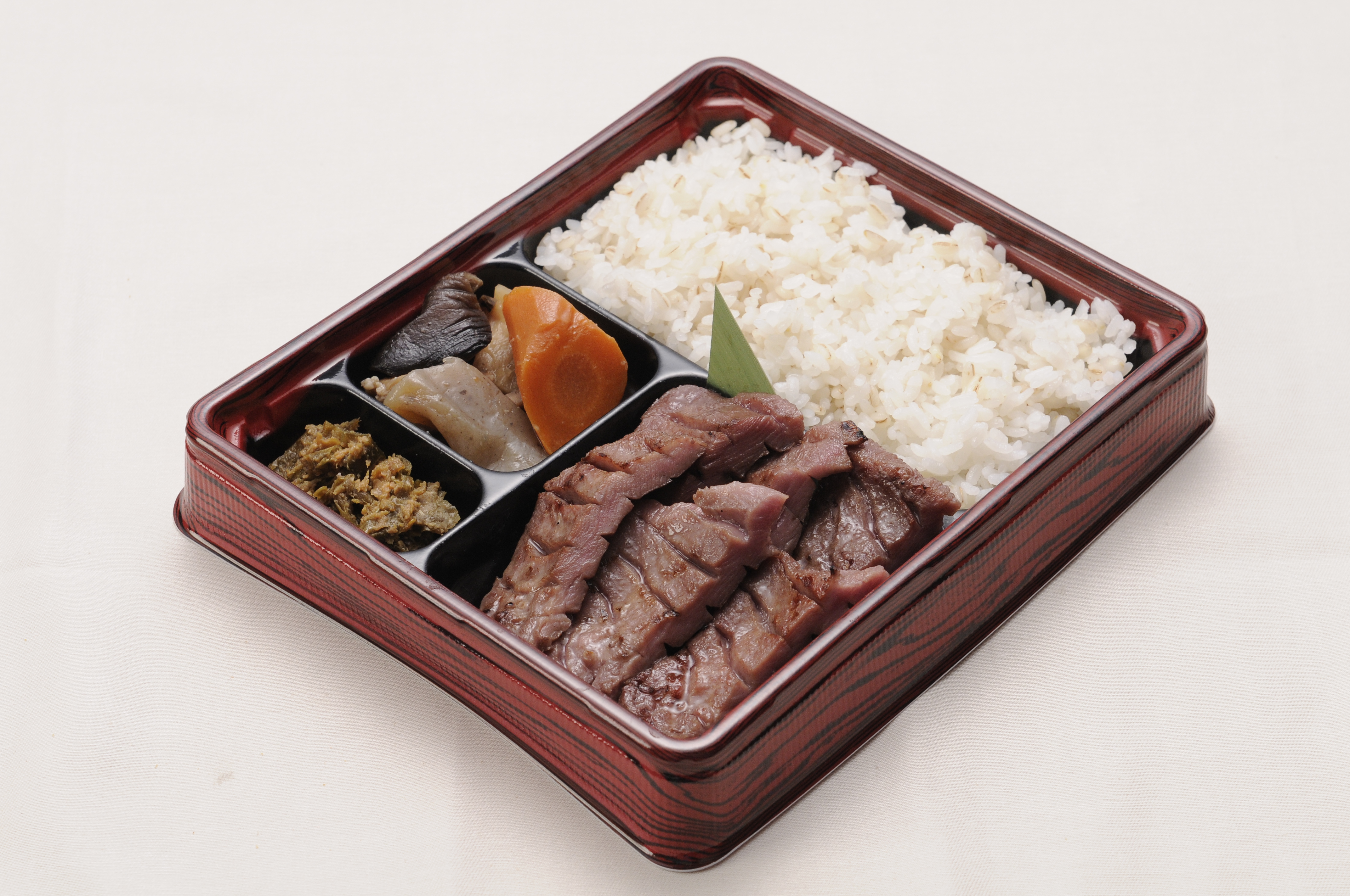 牛たん弁当（お肉10切れ）｜JR東日本公式 エキナカの商品が予約できる 